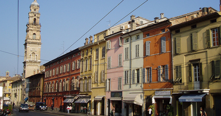 Prezzi fermi e sconti in crescita. Così va l'immobiliare nelle città medie (grafici)