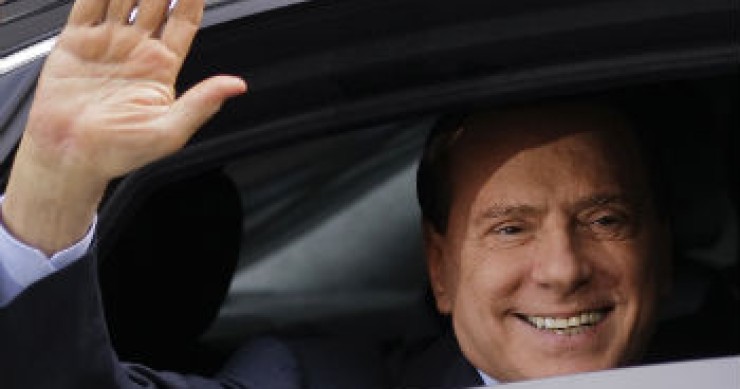 Il ritorno del cavaliere: berlusconi candidato premier nel 2013