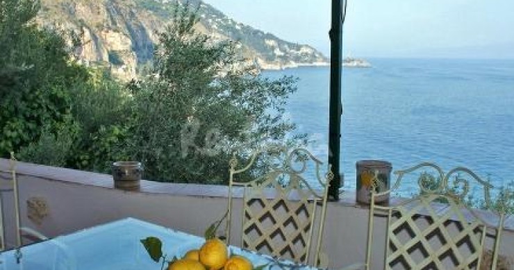 Casa del week-end: all'ombra degli uliveti e con vista al mare della costiera amalfitana