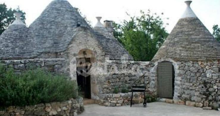 Casa del week end: il fascino di un trullo pugliese per salutare agosto