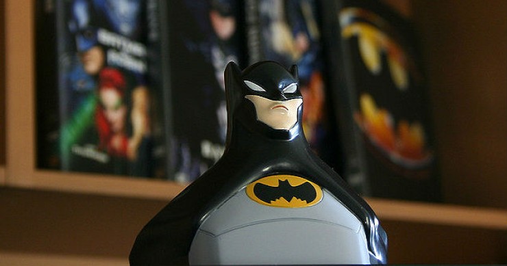 Come comprare una villa abusiva in contanti? chiedilo a batman