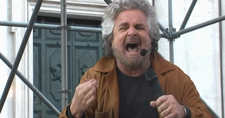 Beppe Grillo è titolare di una società immobiliare col vizio del condono tombale