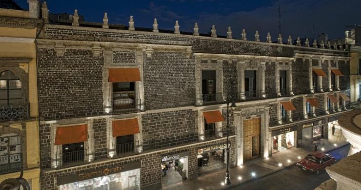 Hotel speciali: un antico palazzo coloniale nel centro storico di città del messico (fotogallery)