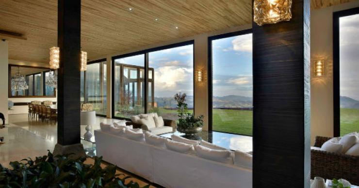 Case da sogno: un palazzo di legno e pietra tra le montagne del brasile (fotogallery)