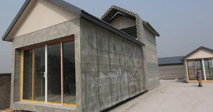 Costruire 10 case in un solo giorno oggi è possibile con una stampante 3d