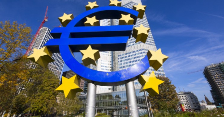 Un "certo surriscaldamento" nel settore immobiliare preoccupa la bce