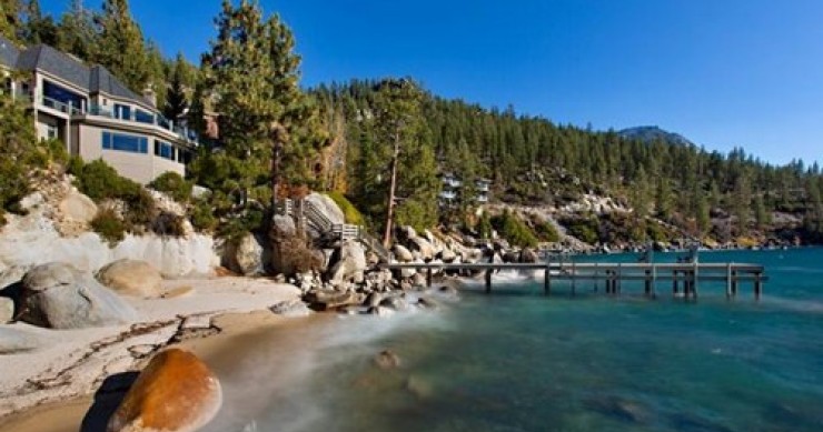 Una villa rustica ai piedi del lago tahoe negli stati uniti (fotogallery)