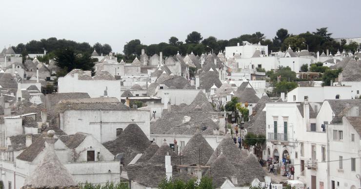 Alberobello "la città dei trulli" da comunità contadina a centro turistico patrimonio dell'umanità (fotogallery)