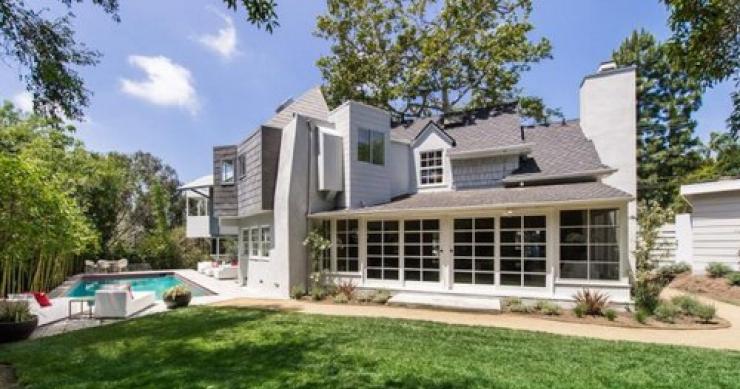 Abitare in una villa progettata da Frank Gehry e con il parquet messo da Harrison Ford (fotogallery)