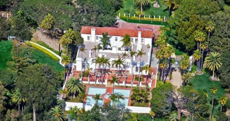 La villa di “Scarface” è stata messa in vendita a un prezzo scontanto (fotogallery)