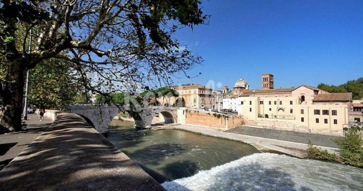 Nel cuore di Roma un grazioso appartamentino per scoprire la Città eterna (Fotogallery)