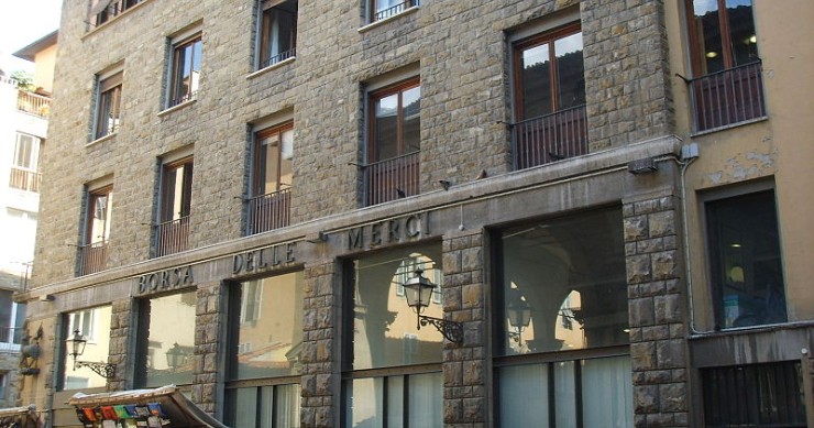 fonte: wikimedia cc (sailko) Il palazzo della Borsa Merci di Firenze