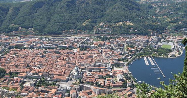 Como vista dall'alto