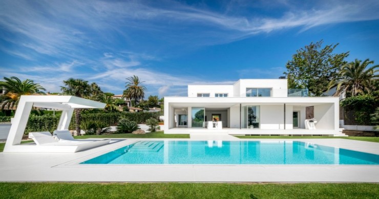 Dalla “casa della nonna” ad abitazione di lusso: la grande trasformazione di un immobile abbandonato (Fotogallery)