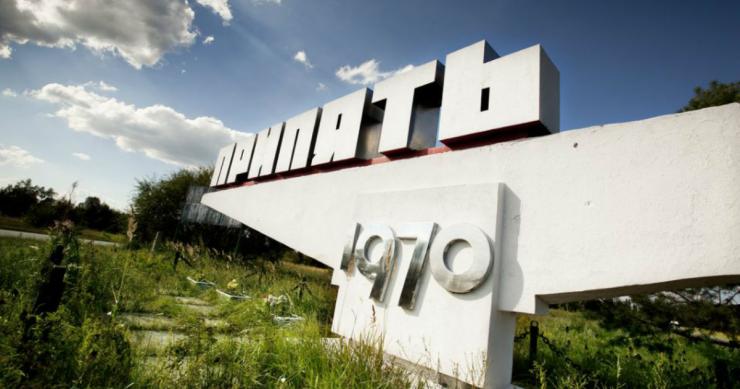 Arte all'altro lato della Cortina di Ferro: 10 sorprendenti cartelli retrofuturistici delle città sovietiche