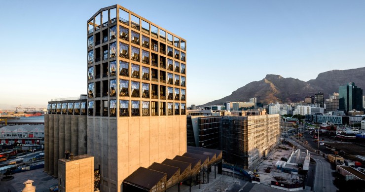 Un sorprendente hotel di lusso nascosto in un vecchio silos di Città del Capo