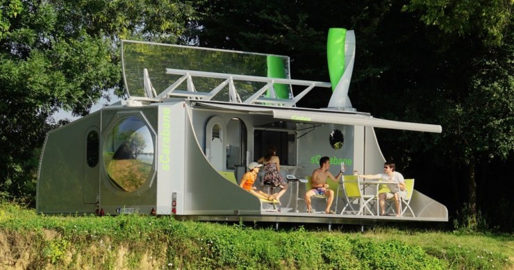 Una casa del XXI secolo: la prima roulotte che ruota a 360º per ottenere la luce solare