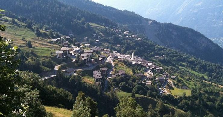 Svizzera, 60.000 euro per una famiglia di 4 persone che si trasferisce ad Albinen