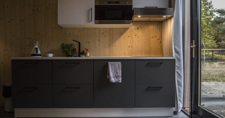 7 trucchi per tenere sempre in ordine la cucina