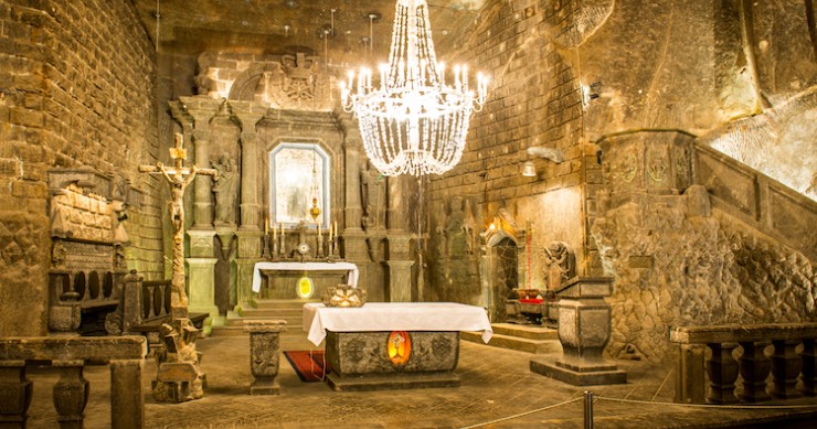 Un'incredibile cattedrale sotteranea in una miniera di sale in Polonia