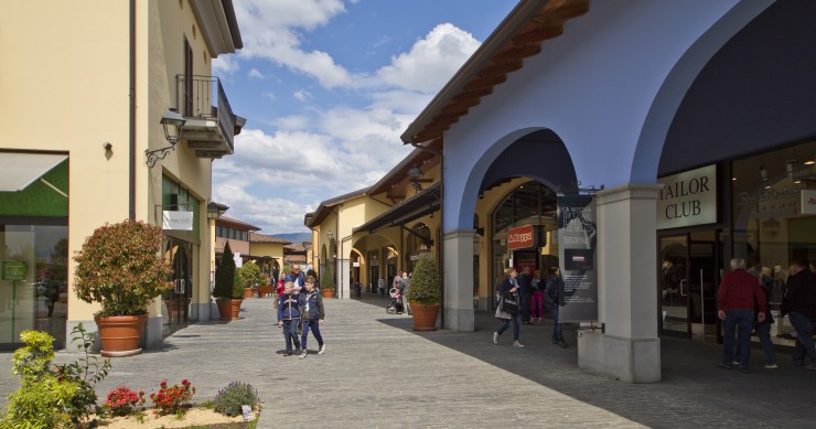 Das Franciacorta Outlet Village in der Lombardei ist ein perfektes Urlaubsziel