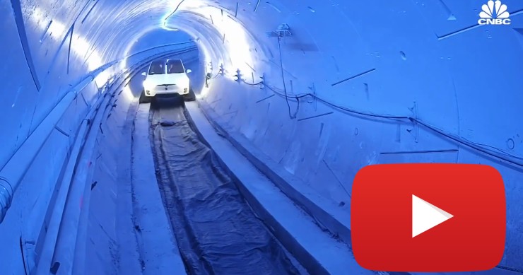 Tunnel per auto autonome che circolano a 240 Km/h, la soluzione di Elon Musk al traffico