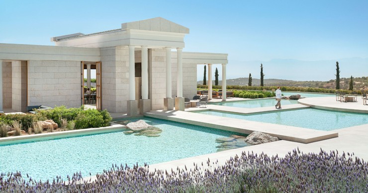 Uno spettacolare resort ispirato all'architettura greca classica