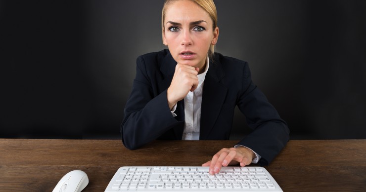 Come richiedere il congedo lavorativo per le donne vittime di violenza