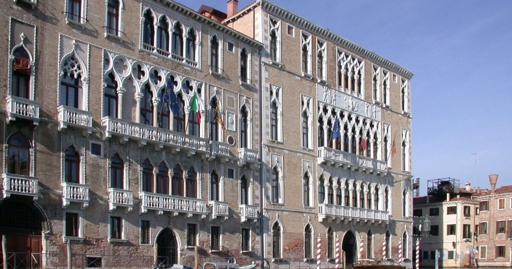 Venice University... imagine going to class by gondola! / Wikipedia