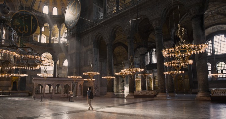 Un altro modo per scoprire Istanbul: completamente vuota