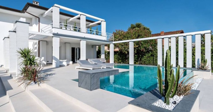 Villa de luxe à vendre à Forte dei Marmi