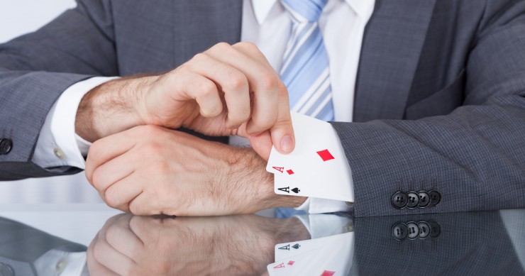 Frodi aziendali: chi le commette e come difendersi?