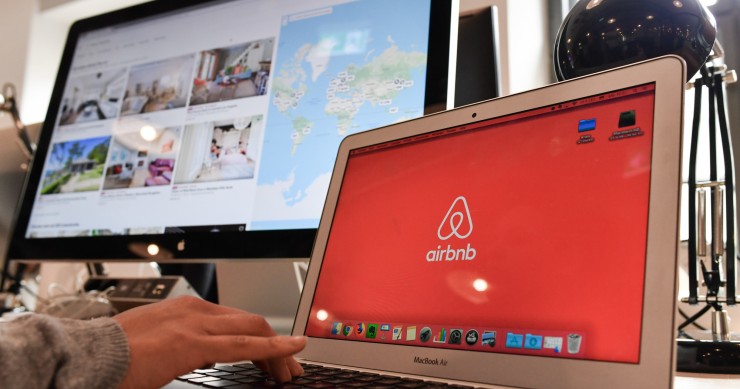 Airbnb raccoglie un miliardo di dollari in piena crisi del coronavirus