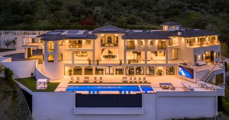 Mega villa a Bel Air