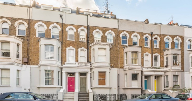 Un appartamento a Notting Hill, location da film a prezzo d'occasione