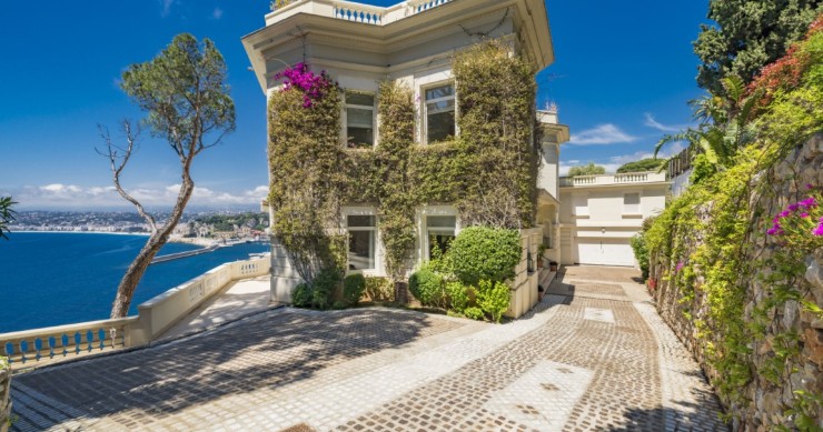 L'incredibile casa di James Bond a Nizza, in vendita per 30 milioni