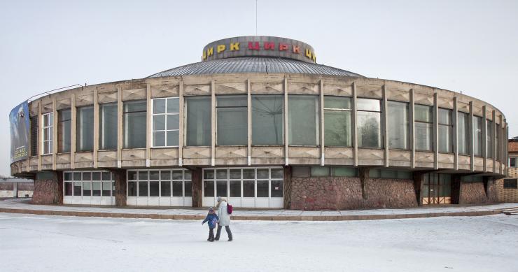 La particolare architettura comunista che sopravvive nelle città della Siberia