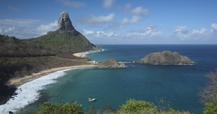 Un meraviglioso arcipelago brasiliano riapre solo per i turisti positivi al covid