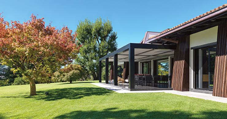 Una residenza privata in cui lusso e design si fondono con la sostenibilità ambientale