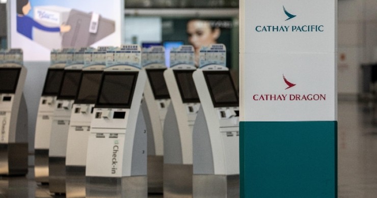 Cathay Pacific taglia 1/4 posti lavoro
