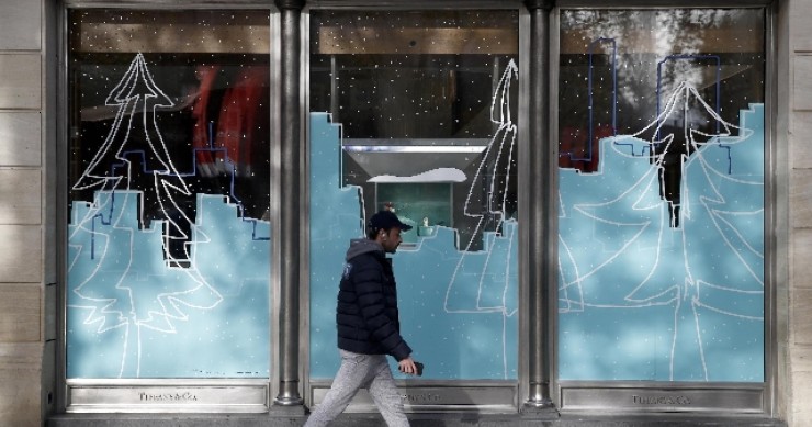 Accordo fatto su prezzo, Lvmh compra Tiffany a sconto