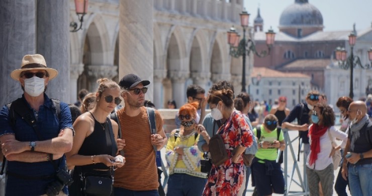 Turismo: nuovo lockdown brucerebbe 440 mila posti