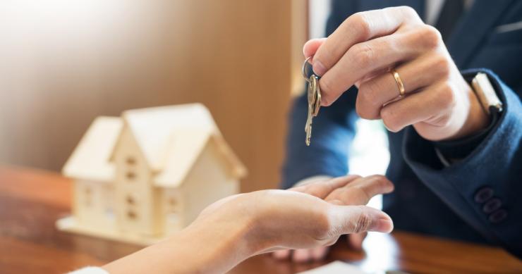 Quanti soldi spendono gli italiani per comprare casa?