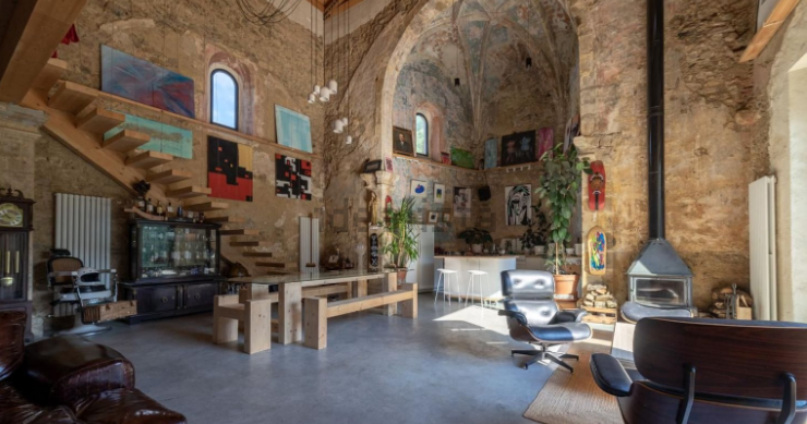 Questa chiesa trasformata in un lussuoso palazzo a Vizcaya è in vendita per 1,6 milioni