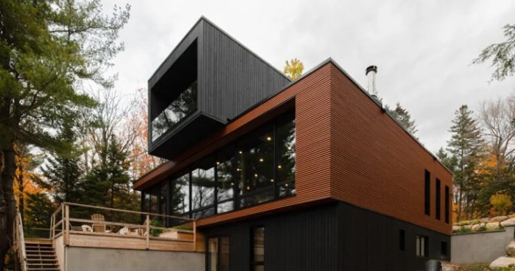 Una casa di campagna prefabbricata e di design