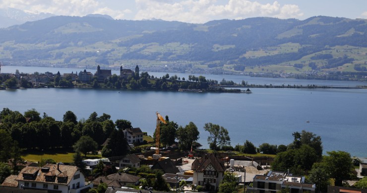 Il covid non ha frenato l’aumento dei prezzi delle case in Svizzera