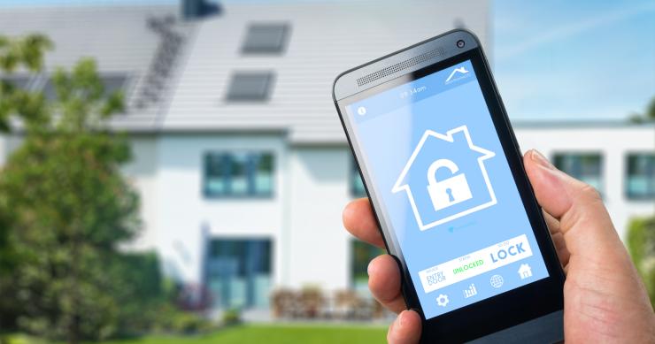 Pannelli fotovoltaici per il Superbonus 110, ok al bonus anche se si trovano a terra