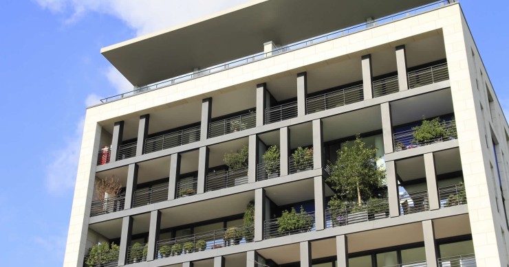 I permessi necessari per chiudere un balcone