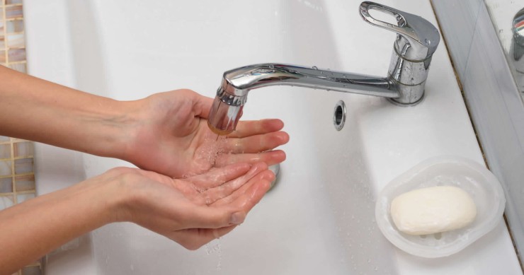 Come ridurre i consumi (e gli sprechi) di acqua in casa