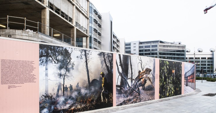 Human Nature, la mostra fotografica all'aperto a Milano unisce edilizia e ambiente